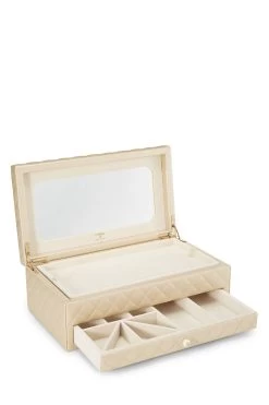 Chanel Beige Quilted Lambskin Jewelry Chest Small 8 Chanel Beige Quilted Lambskin Jewelry Chest Small -Fashion clothing Q6A2971IW5003 3