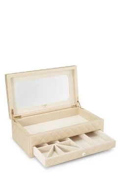 Chanel Beige Quilted Lambskin Jewelry Chest Small 9 Chanel Beige Quilted Lambskin Jewelry Chest Small -Fashion clothing Q6A2971IW5003 4