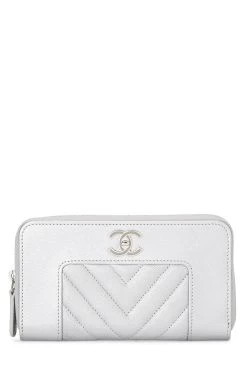 Chanel Silver Lambskin Mademoiselle Vintage Zippy