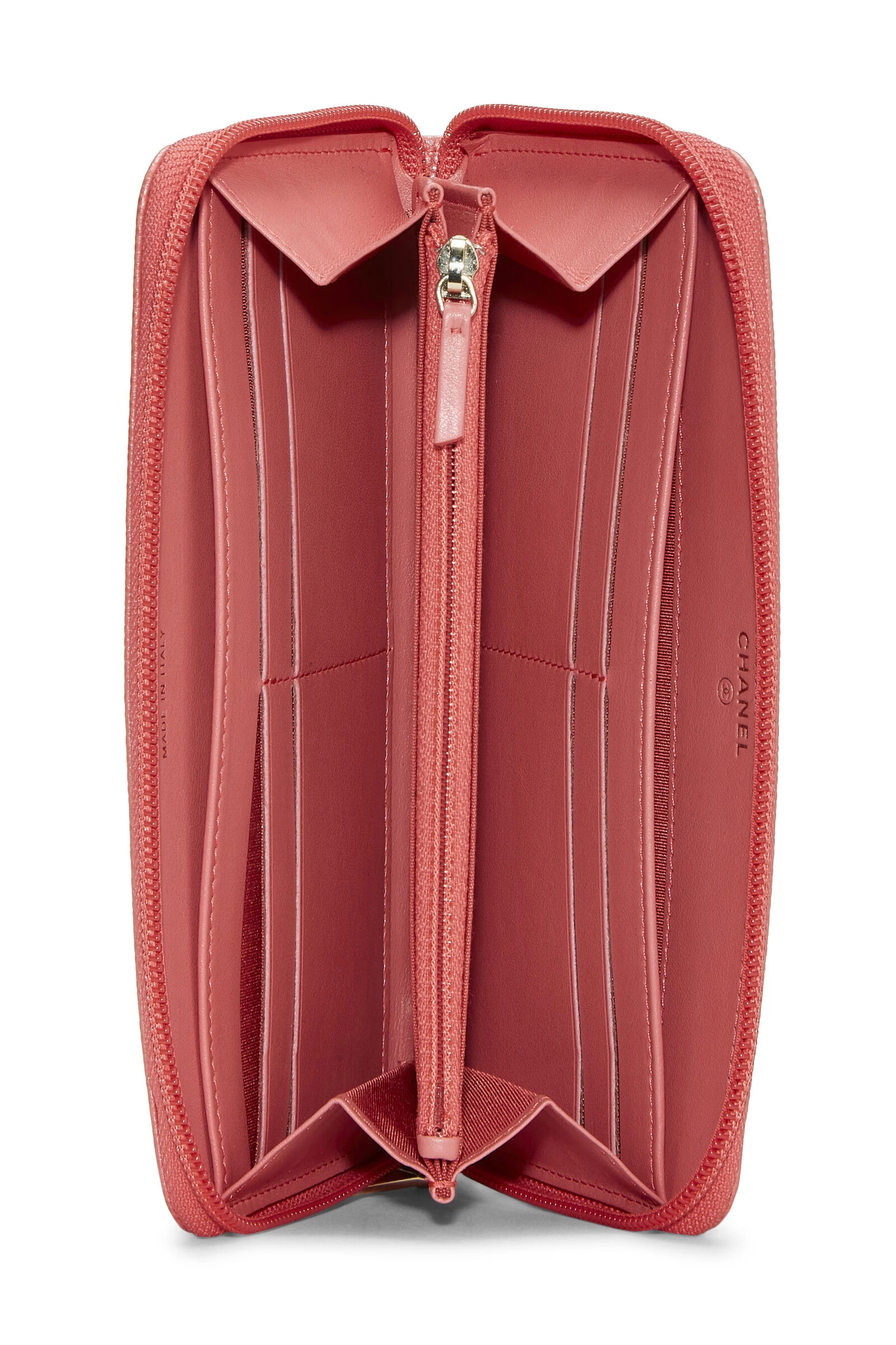Chanel Pink Caviar 'CC' Zip Around Wallet 4 Chanel Pink Caviar 'CC' Zip Around Wallet - Image 4