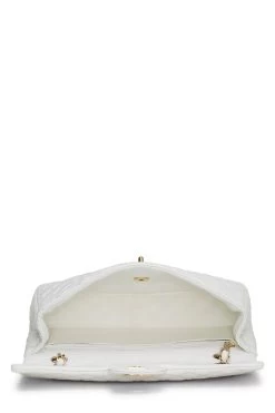 Chanel White Quilted Lambskin Valentine Flap Medium 11 Chanel White Quilted Lambskin Valentine Flap Medium -Fashion clothing Q6B03C1IW0004 6