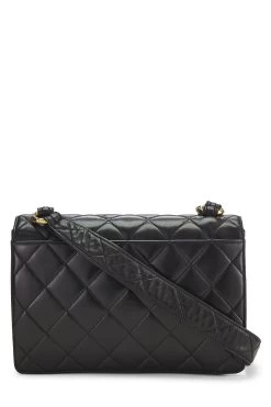 Chanel Black Quilted Lambskin Shoulder Bag 9 Chanel Black Quilted Lambskin Shoulder Bag -Fashion clothing Q6B0591IKB139 4