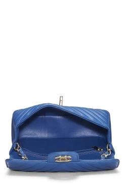 Chanel Blue Chevron Lambskin Rectangular Flap Mini 11 Chanel Blue Chevron Lambskin Rectangular Flap Mini -Fashion clothing Q6B1PN1IB9003 6