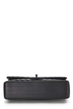 Chanel Black Chevron Lambskin Classic Double Flap Medium -Fashion clothing Q6BATU1IK0063 5