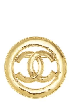 Chanel Gold 'CC' In Ring Border Pin Large