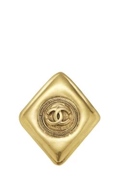 Chanel Gold 'CC' Engraved Pin