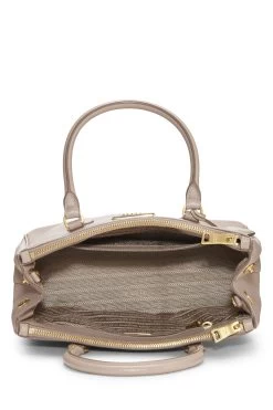 Prada Beige Saffiano Galleria Tote Small 11 Prada Beige Saffiano Galleria Tote Small -Fashion clothing QNBIAV3RIH002 6